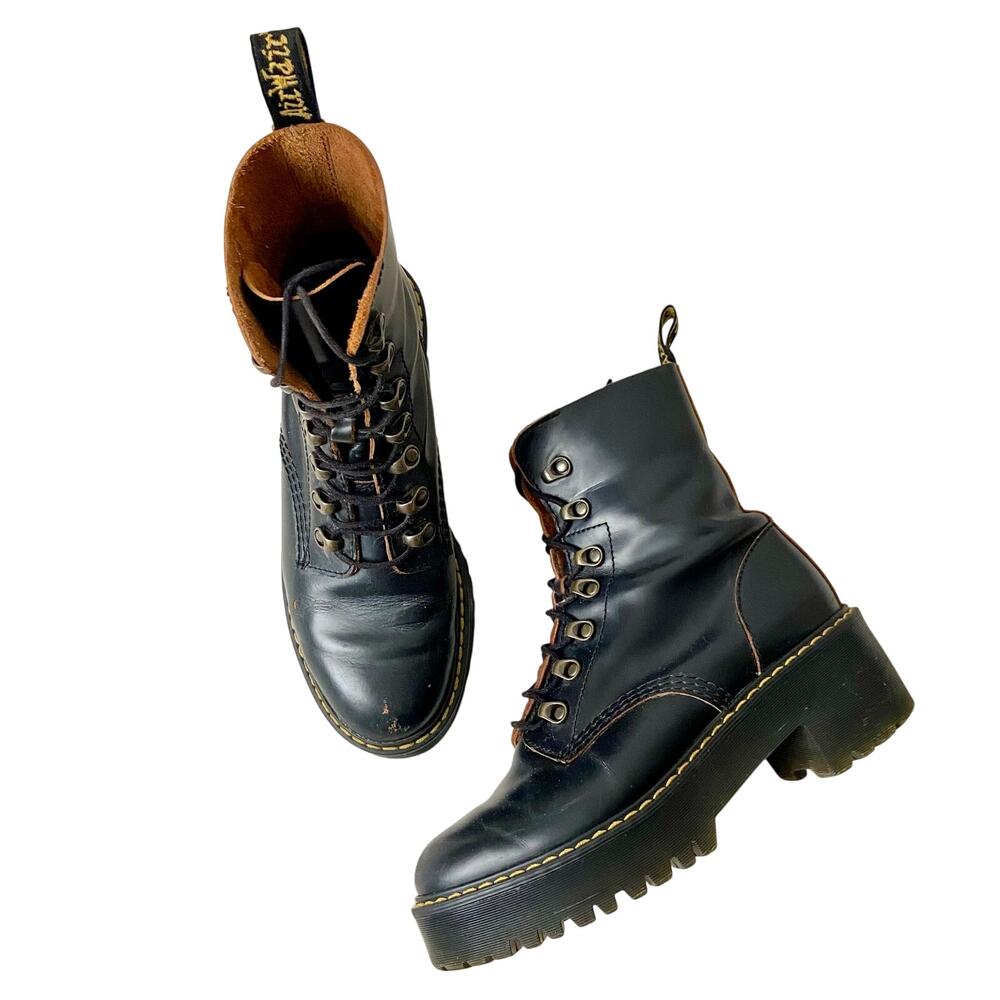 Dr. Martens Leona Vintage Smooth black boots